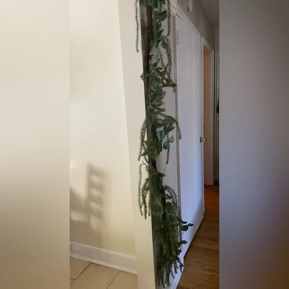 6ft hanging Pine Garland